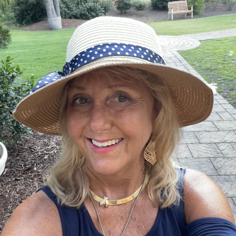 Meet your Posher, Jeanine